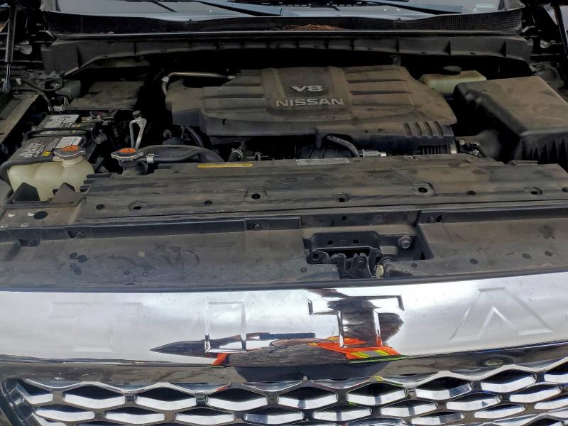 Фото 11 - NISSAN TITAN