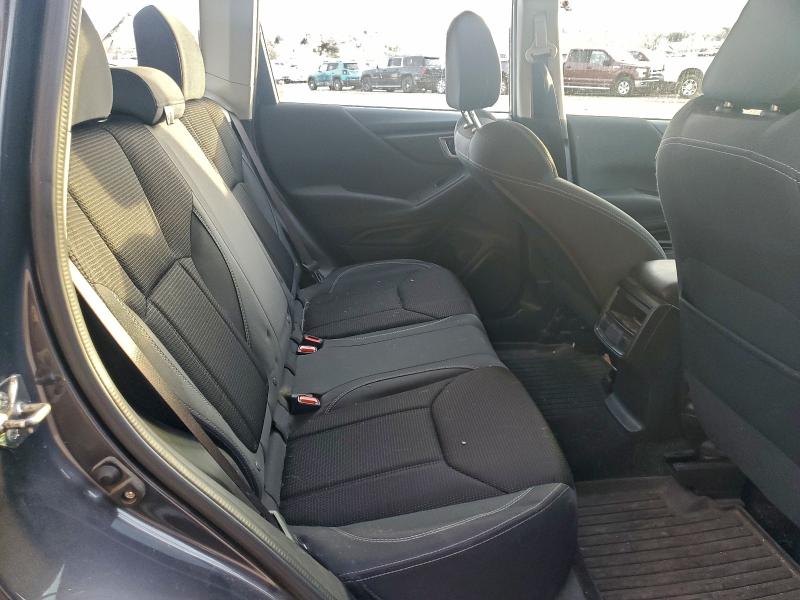 Фото 11 - SUBARU FORESTER