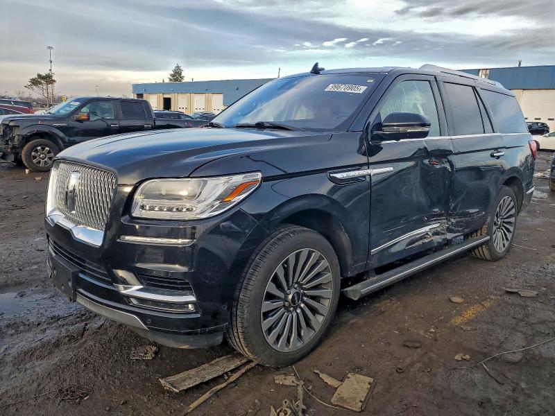 Фото 1 - LINCOLN NAVIGATOR