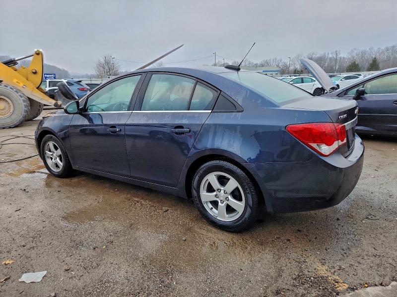 Фото 2 - CHEVROLET CRUZE