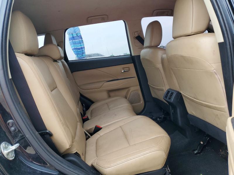 Фото 11 - MITSUBISHI OUTLANDER