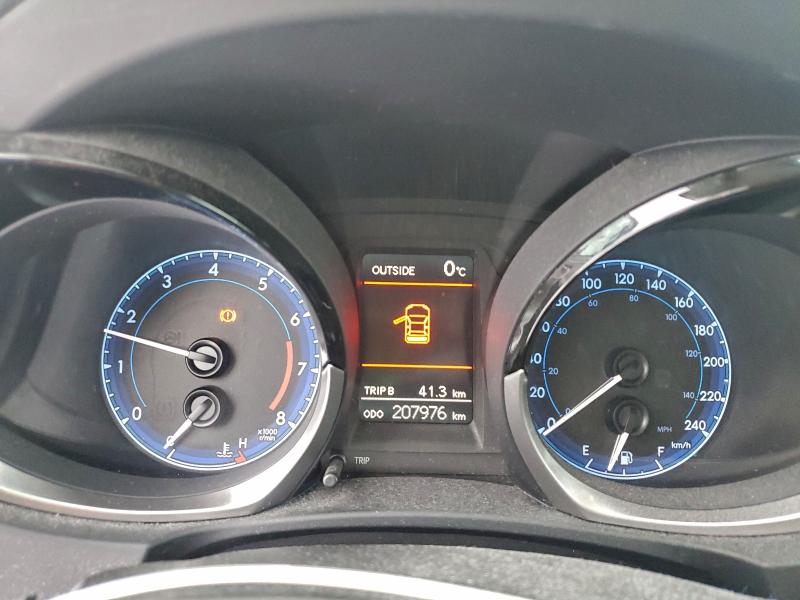 Фото 9 - TOYOTA COROLLA