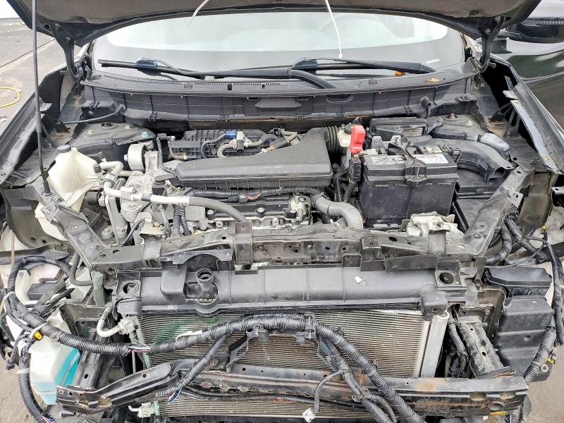 Фото 12 - NISSAN ROGUE