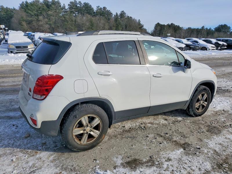 Фото 3 - CHEVROLET TRAX