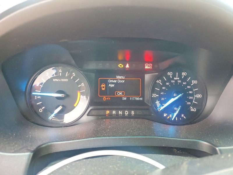 Фото 9 - FORD EXPLORER