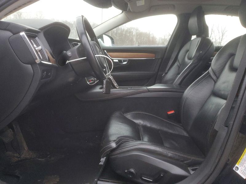 Фото 7 - VOLVO S90