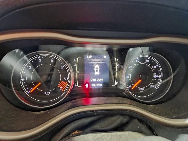 Фото 9 - JEEP GRAND CHER