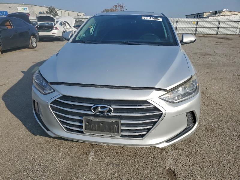 Фото 5 - HYUNDAI ELANTRA
