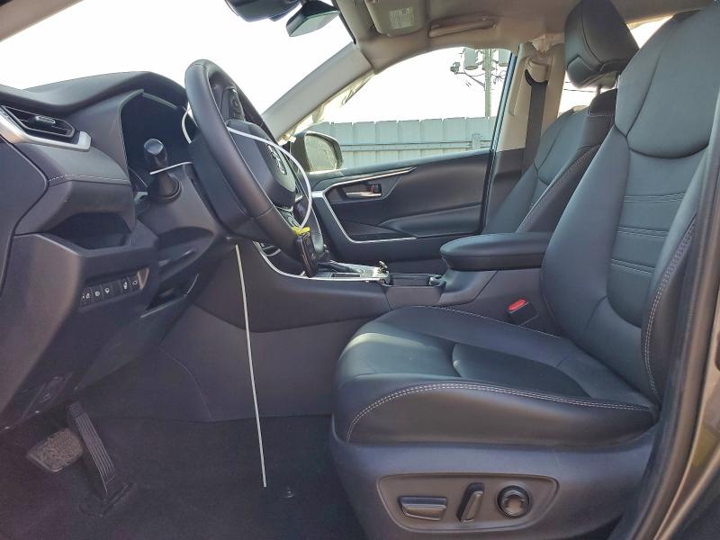 Фото 7 - TOYOTA RAV4