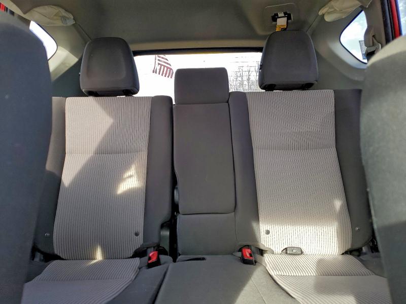 Фото 10 - TOYOTA RAV4