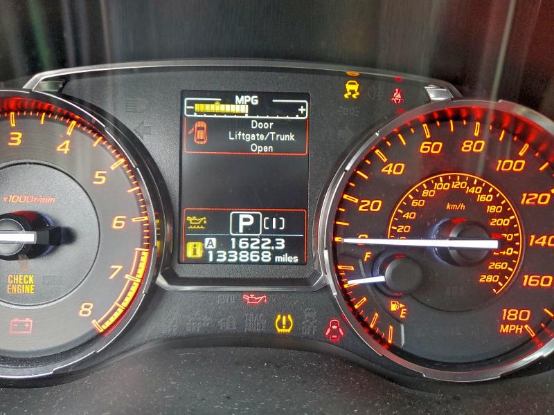 Фото 9 - SUBARU WRX