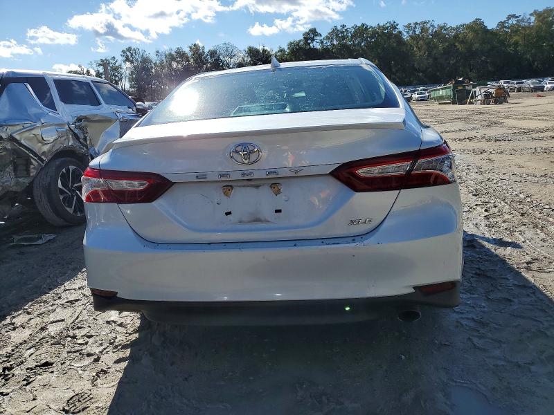 Фото 4 - TOYOTA CAMRY