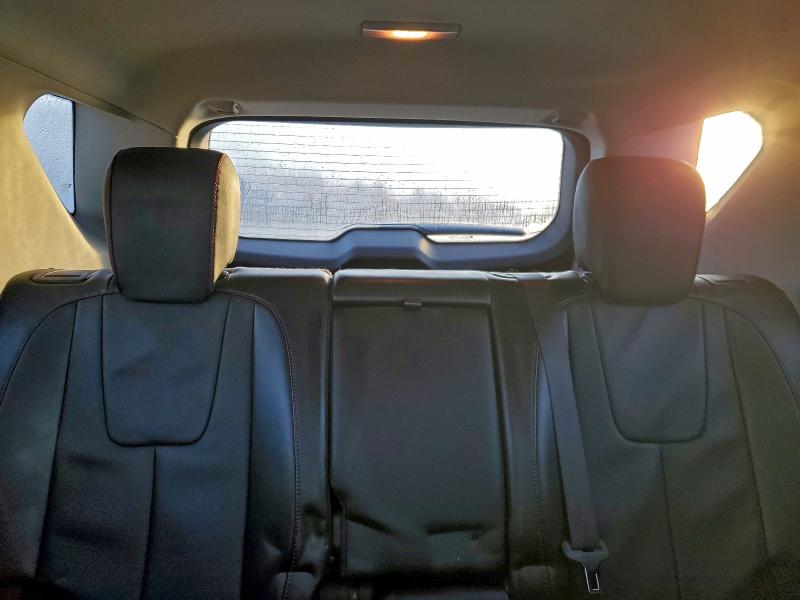 Фото 10 - CHEVROLET EQUINOX