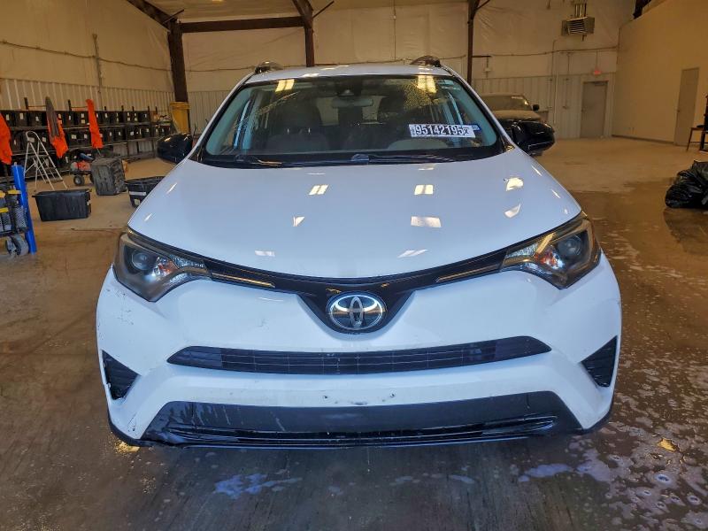 Фото 5 - TOYOTA RAV4