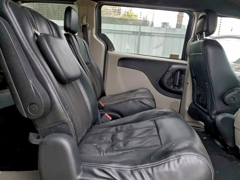 Фото 11 - DODGE CARAVAN