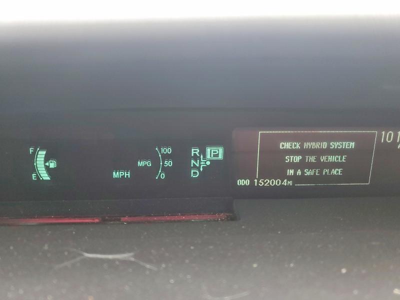 Фото 9 - TOYOTA PRIUS