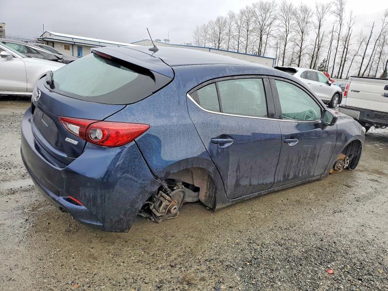 Фото 3 - MAZDA 3