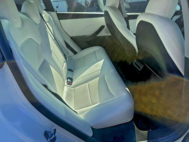 Фото 6 - TESLA MODEL 3