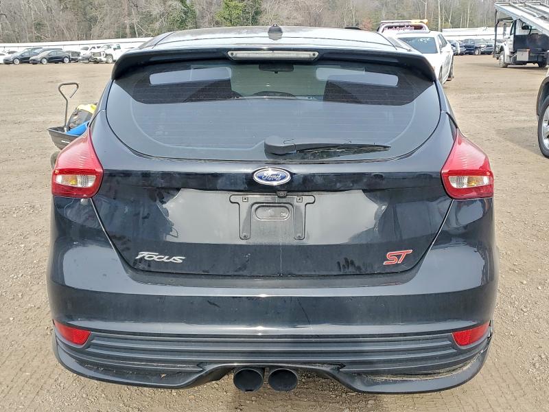 Фото 6 - FORD FOCUS