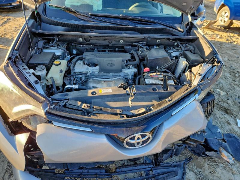 Фото 12 - TOYOTA RAV4