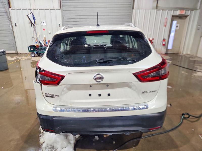 Фото 6 - NISSAN ROGUE