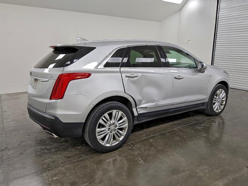 Фото 3 - CADILLAC XT5