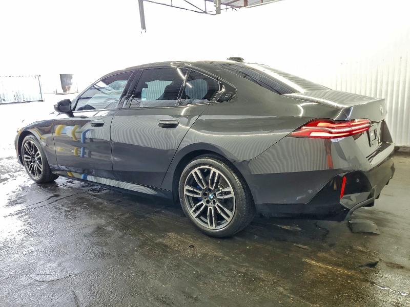 Фото 2 - BMW 5 SERIES