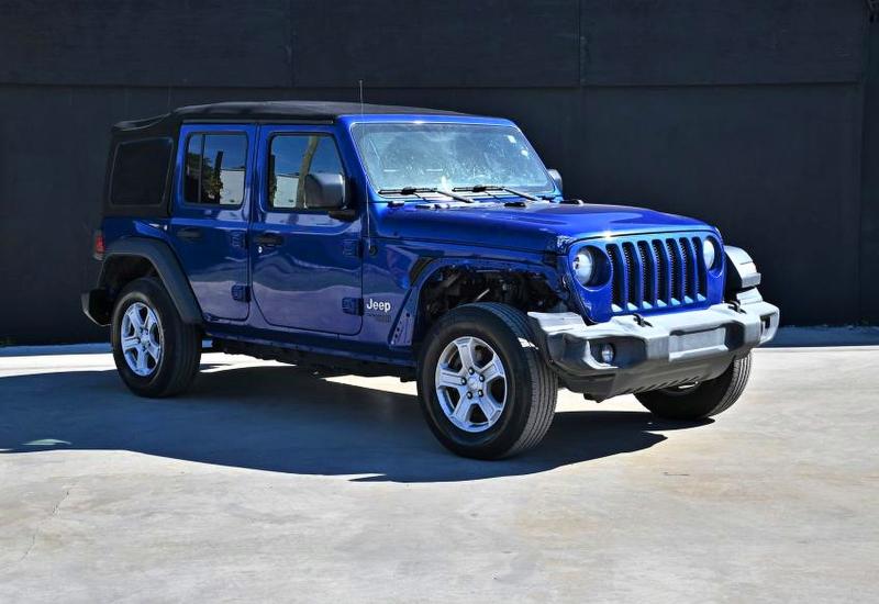 Фото 1 - JEEP WRANGLER