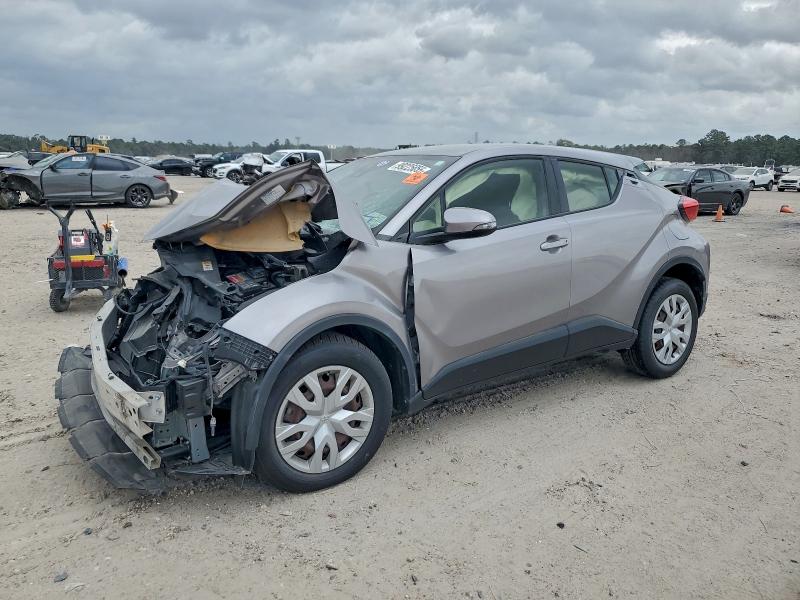 Фото 1 - TOYOTA C-HR