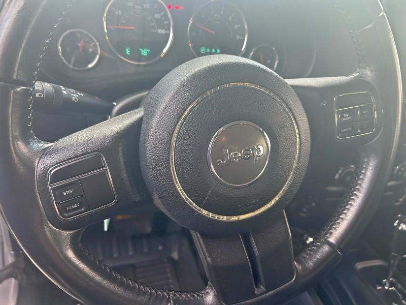 Фото 12 - JEEP WRANGLER