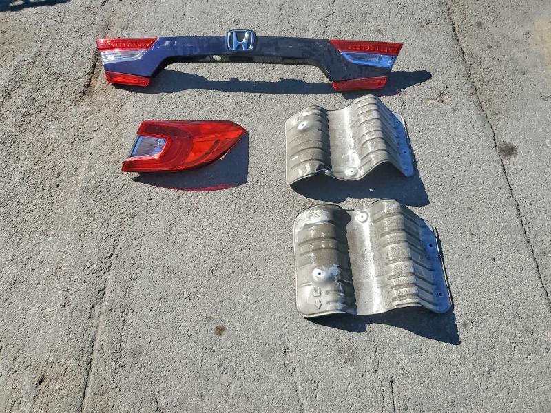 Фото 12 - HONDA ACCORD