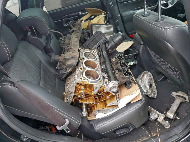 Фото 13 - KIA SORENTO