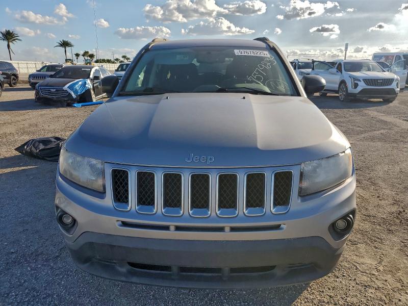 Фото 5 - JEEP COMPASS