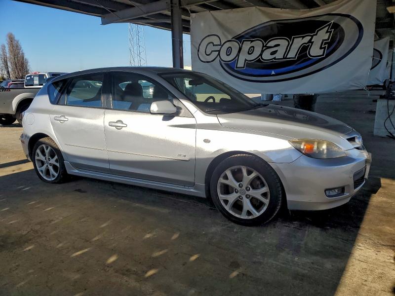 Фото 4 - MAZDA 3