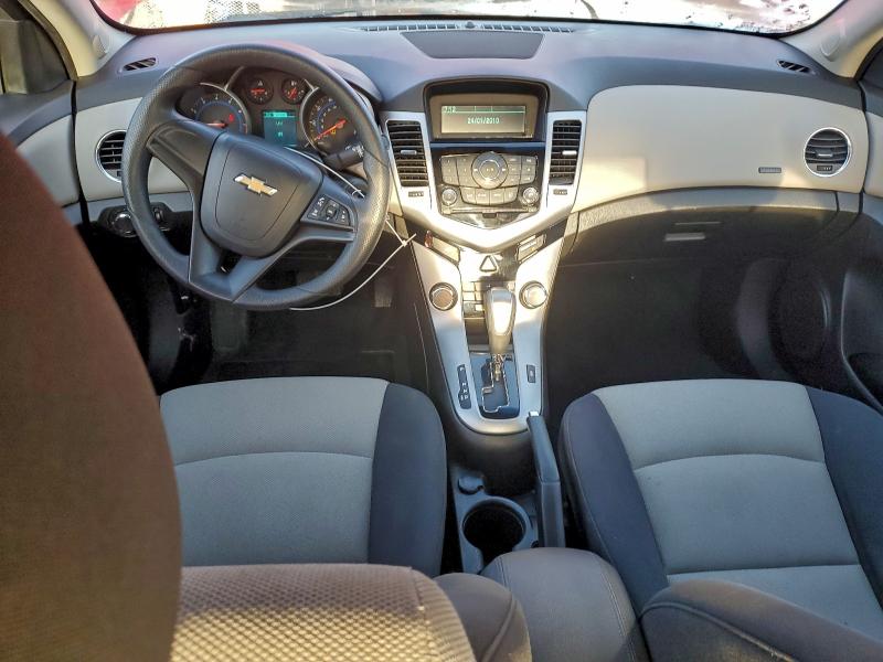 Фото 8 - CHEVROLET CRUZE