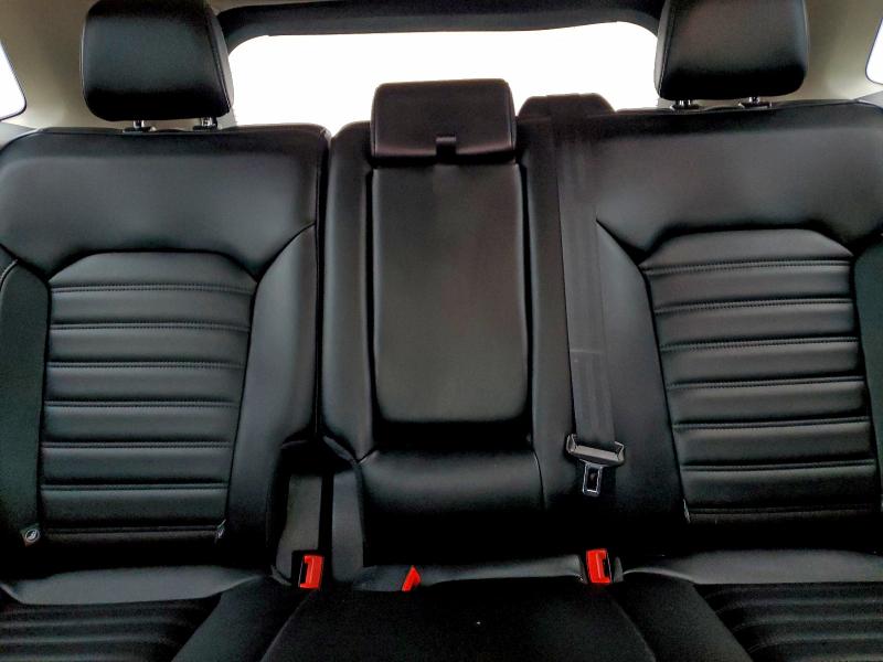 Фото 10 - FORD EDGE