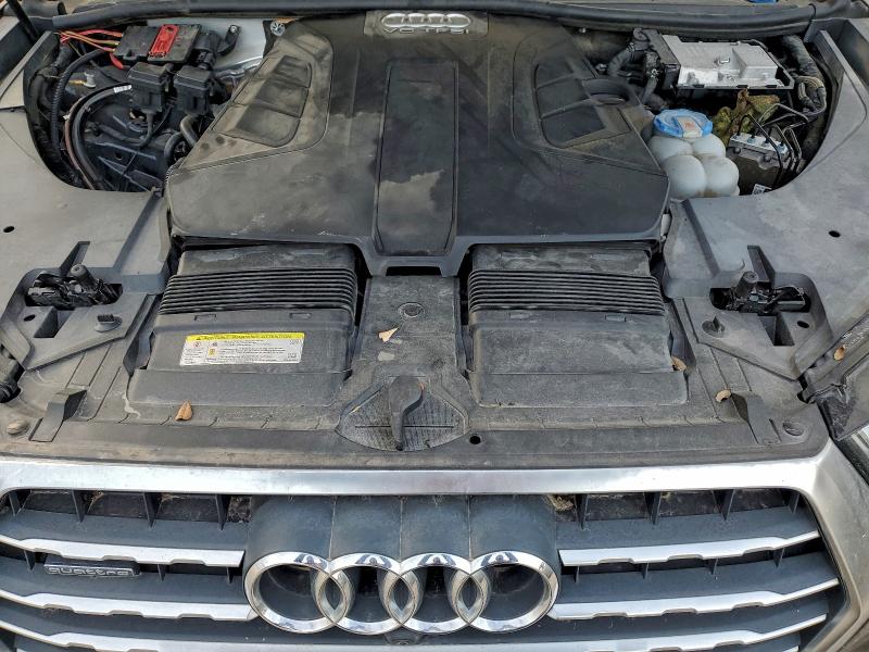 Фото 12 - AUDI Q7