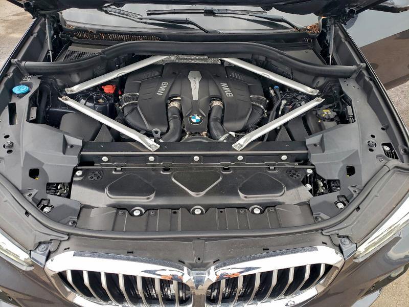 Фото 12 - BMW X5