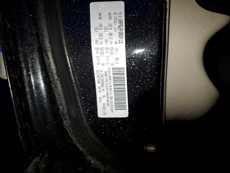 CHRYSLER TOWN & C 2015 VIN 2C4RC1CG4FR595026