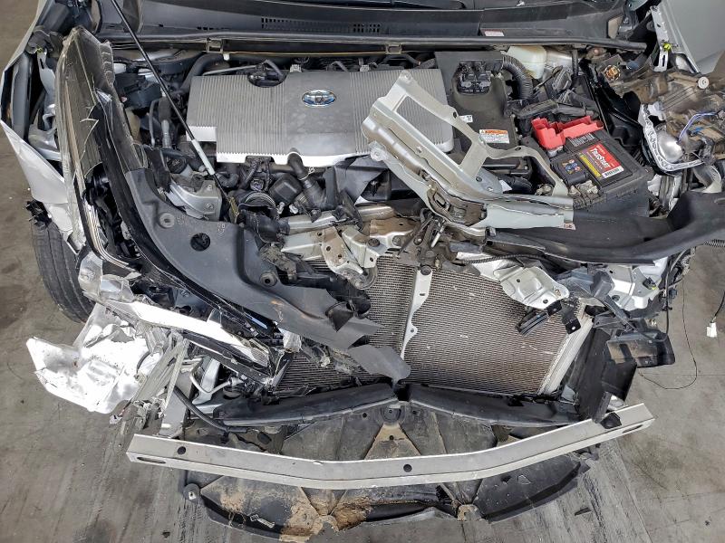 Фото 11 - TOYOTA PRIUS