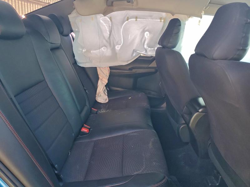 Фото 10 - TOYOTA CAMRY