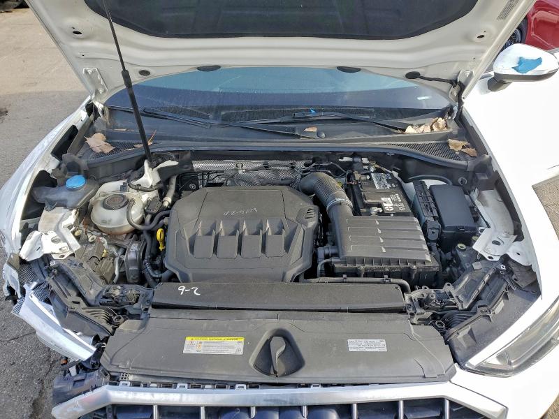 Фото 12 - AUDI Q3