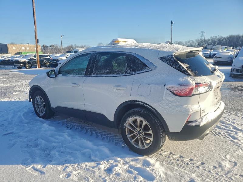 Фото 2 - FORD ESCAPE