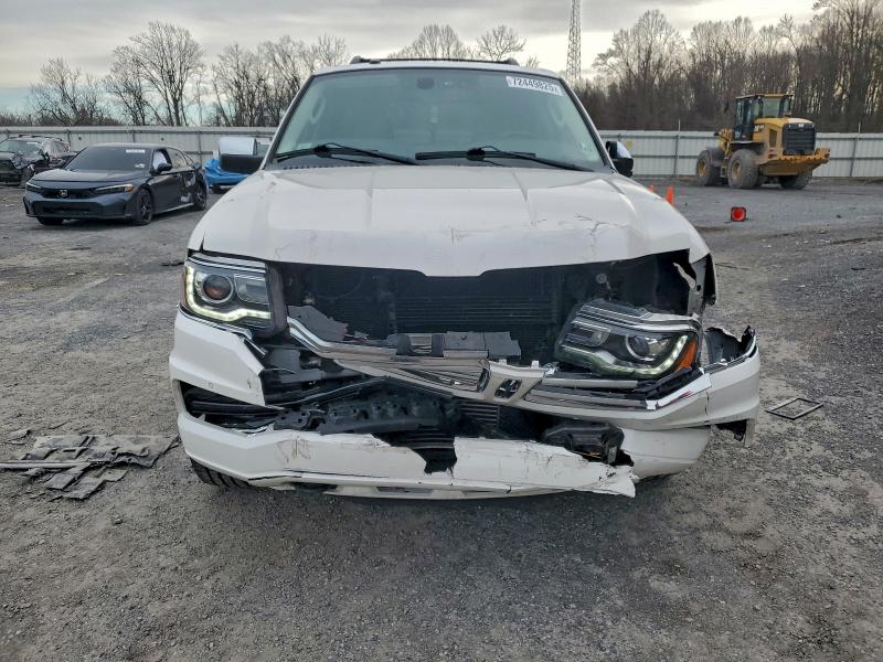 Фото 5 - LINCOLN NAVIGATOR