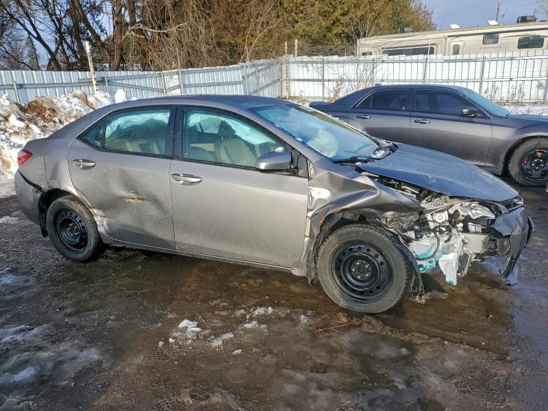 Фото 4 - TOYOTA COROLLA
