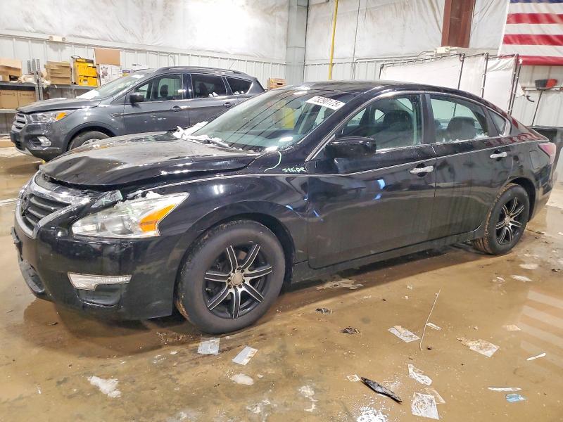 Фото 1 - NISSAN ALTIMA