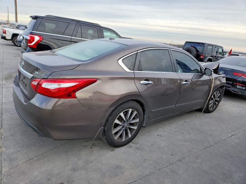 Фото 3 - NISSAN ALTIMA