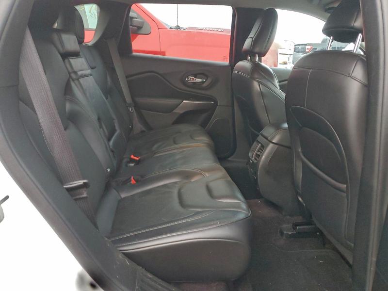 Фото 10 - JEEP GRAND CHER