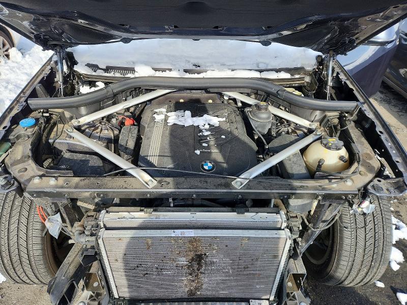 Фото 12 - BMW X5