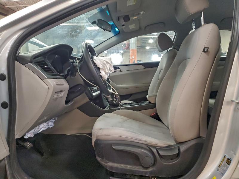 Фото 7 - HYUNDAI SONATA